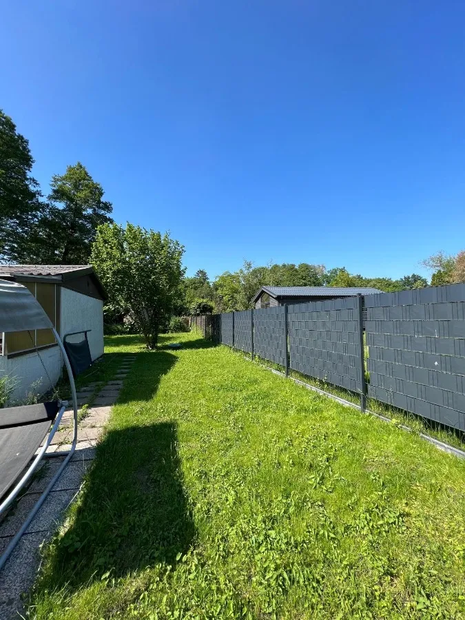 Grundstück in 14532 Kleinmachnow: Traumhaftes Grundstück mit Bungalow zu verkaufen