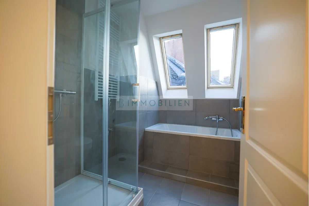 Wohnung in 12307 Berlin: Kernsanierte 4 Zimmerwohnung in Berlin-Lichtenrade zu verkaufen!