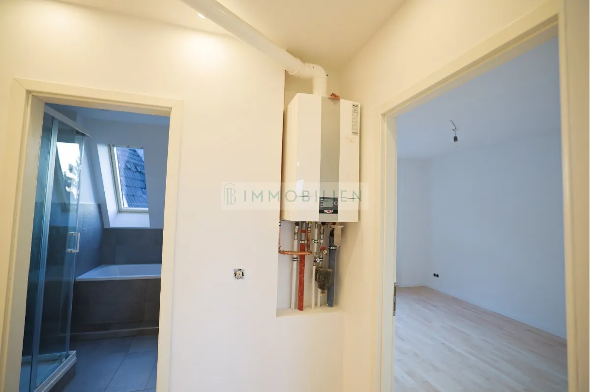Wohnung in 12307 Berlin: Kernsanierte 4 Zimmerwohnung in Berlin-Lichtenrade zu verkaufen!