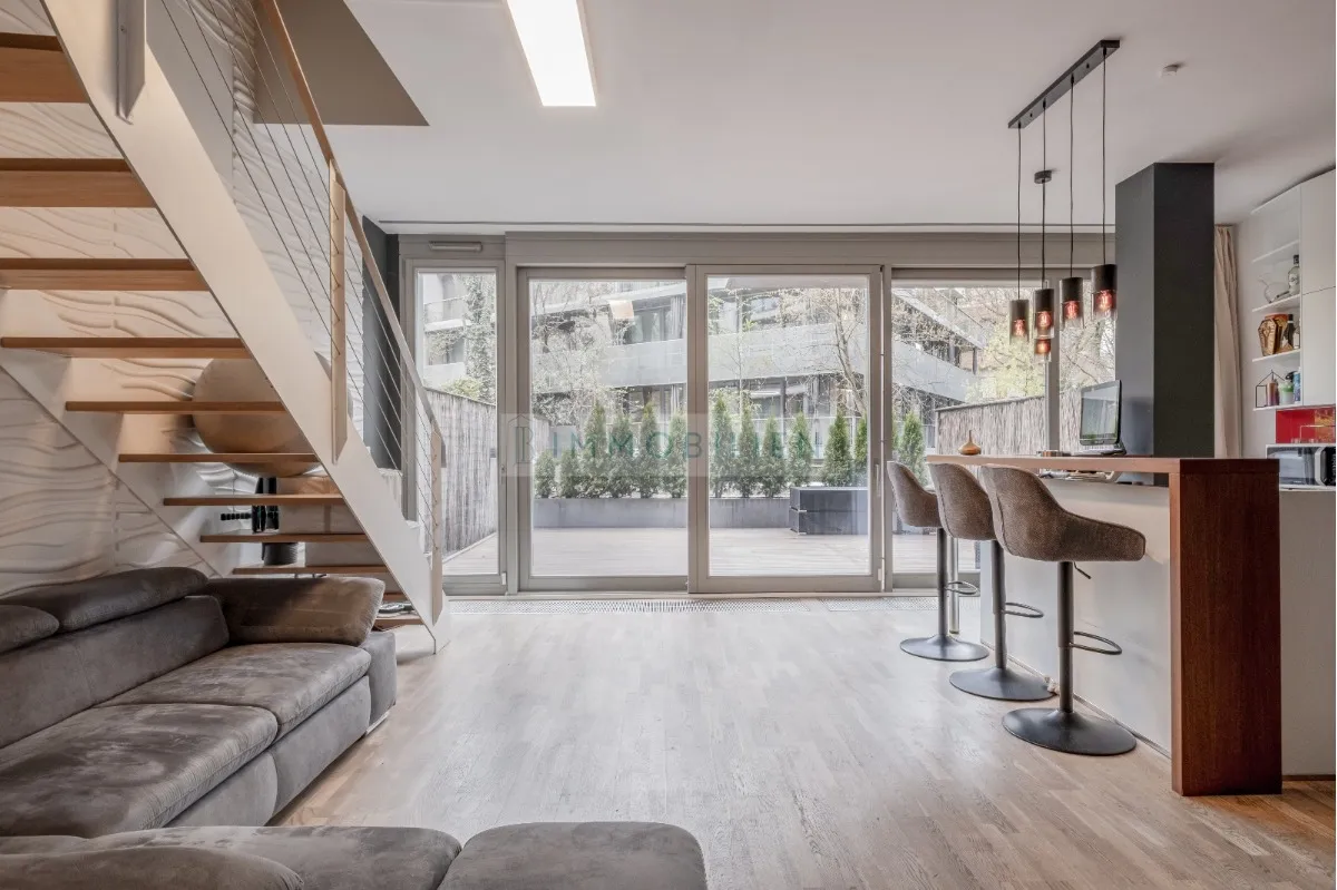 Wohnung in 10179 Berlin: Idyllische Maisionettewohnung in Top-Lage zu verkaufen!