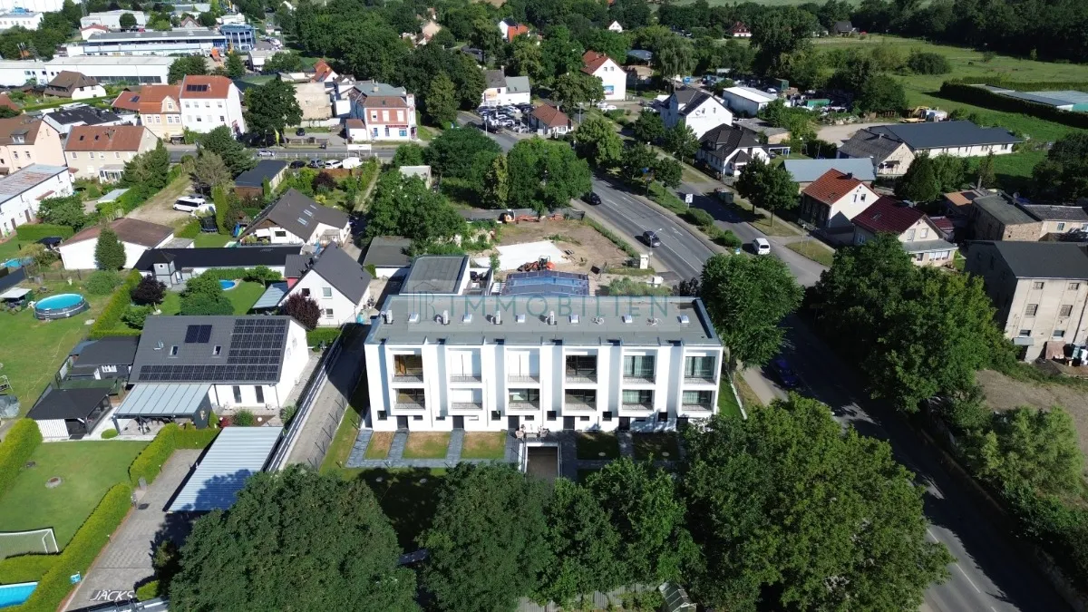 Haus in 15562 Berlin: Reihenendhaus in Rüdersdorf zu vermieten.