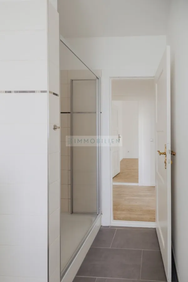 Wohnung in 14197 Berlin: Etagenwohnung in Berlin zu verkaufen.