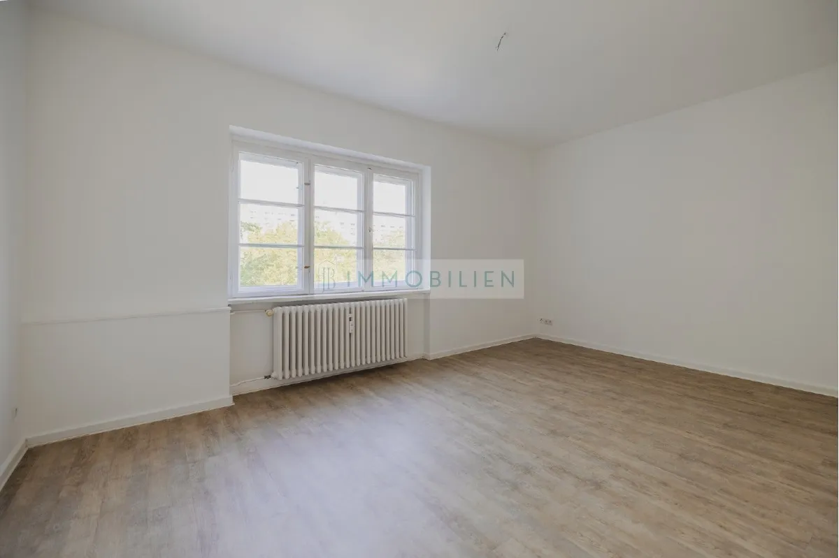 Wohnung in 14197 Berlin: Etagenwohnung in Berlin zu verkaufen.