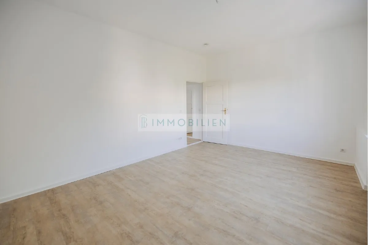 Wohnung in 14197 Berlin: Etagenwohnung in Berlin zu verkaufen.