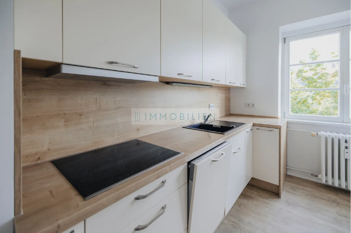 Wohnung in 14197 Berlin: Etagenwohnung in Berlin zu verkaufen.