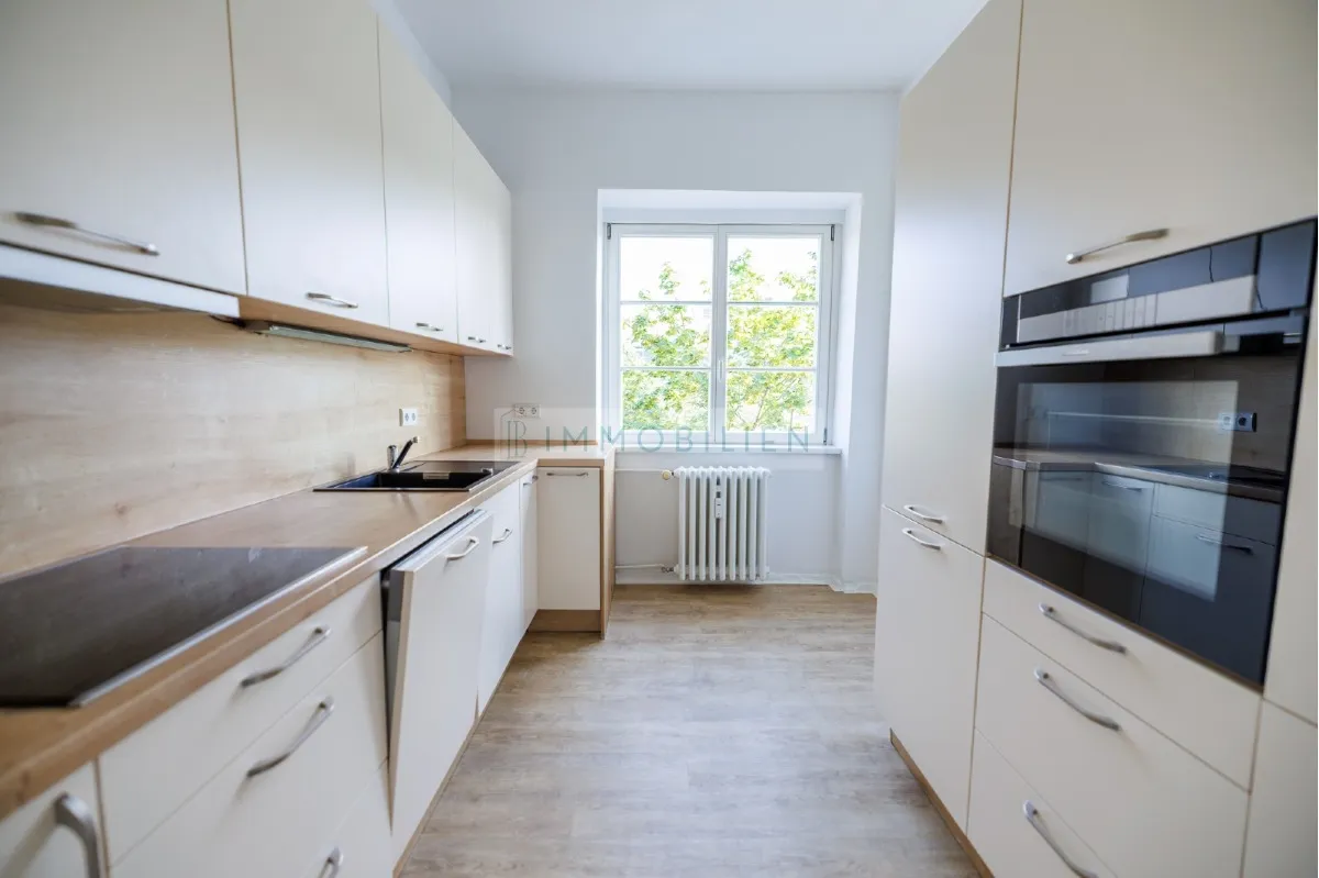 Wohnung in 14197 Berlin: Etagenwohnung in Berlin zu verkaufen.